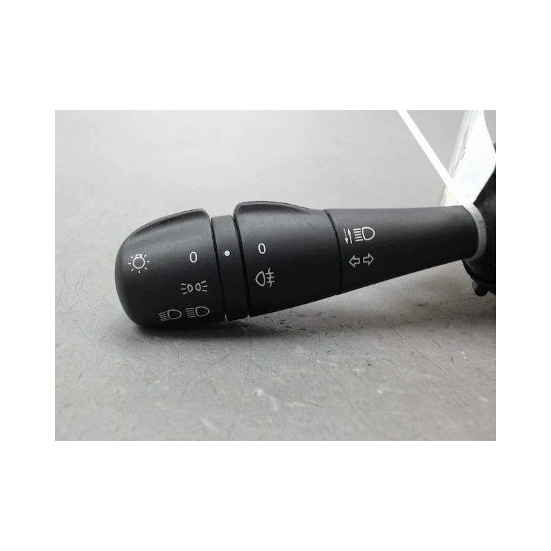 COMMANDE ECLAIRAGE RENAULT CLIO IV Phase 1 2012-...