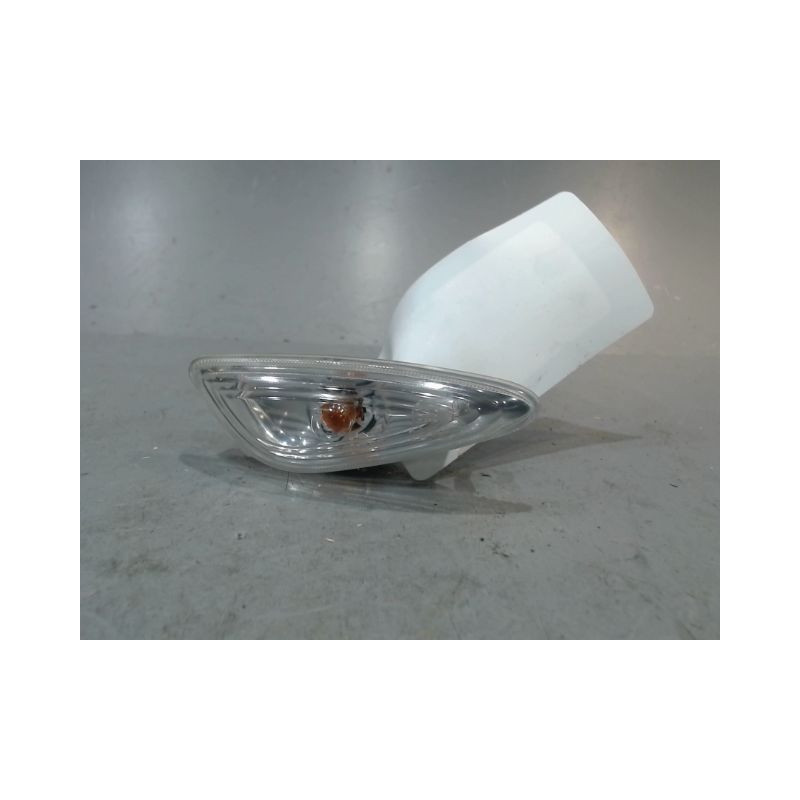 REPETITEUR AILE DROIT KIA PICANTO
