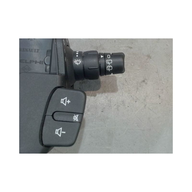 COMMANDE ESSUIE GLACE RENAULT CLIO