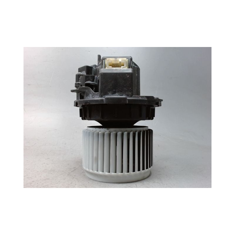 MOTEUR VENTILATEUR CHAUFFAGE RENAULT CLIO