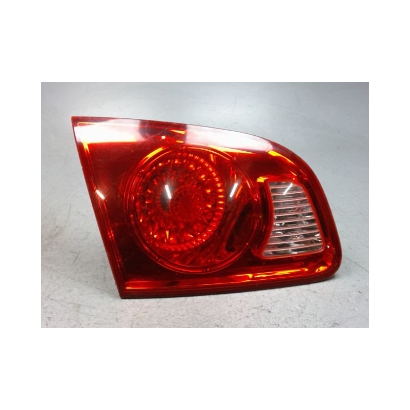 FEU ARRIERE INTERIEUR GAUCHE HYUNDAI SANTA FE 4X4 00-