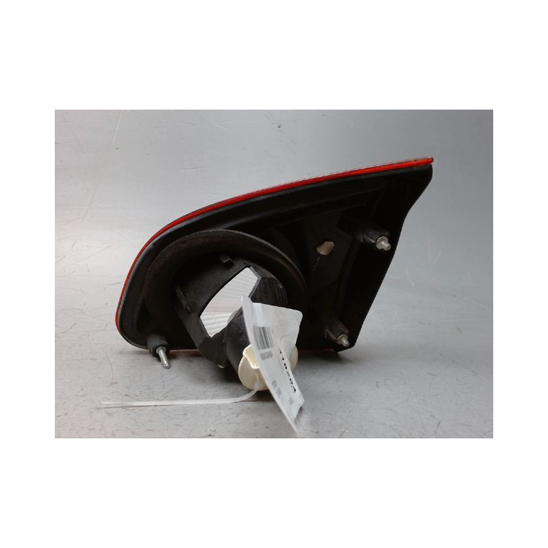 FEU ARRIERE INTERIEUR GAUCHE NISSAN QASHQAI