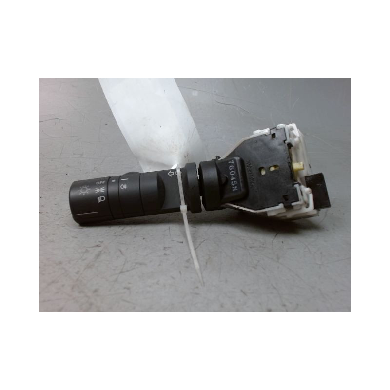 COMMANDE CLIGNOTANT NISSAN QHASQAI 2007-
