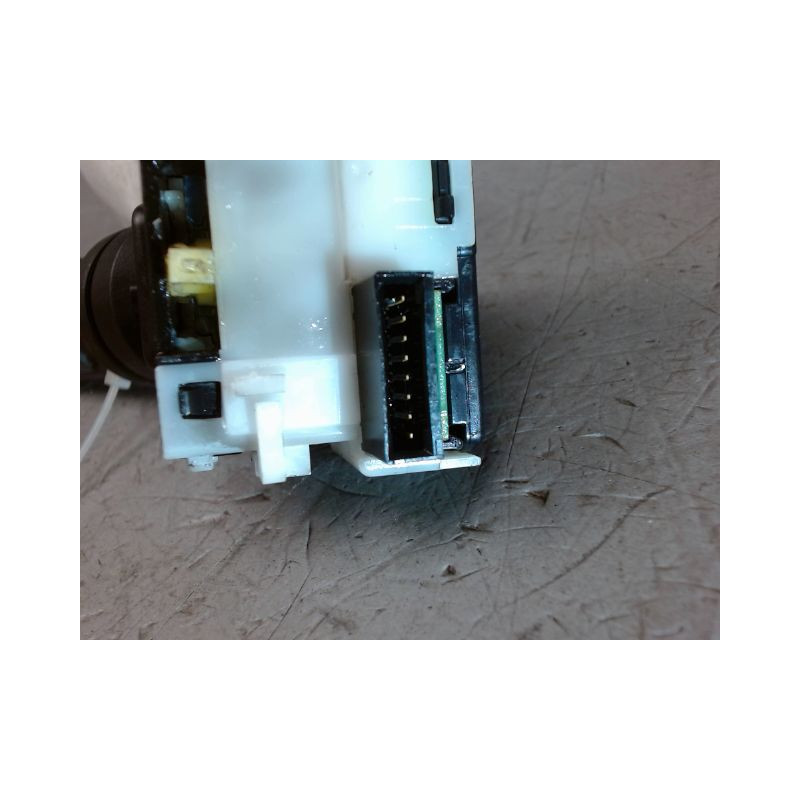 COMMANDE CLIGNOTANT NISSAN QHASQAI 2007-