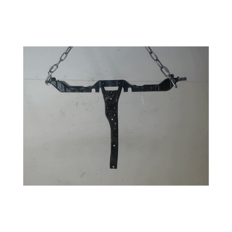 TRAVERSE SUPERIEURE ARMATURE AVANT HYUNDAI SANTA FE 4X4 -00
