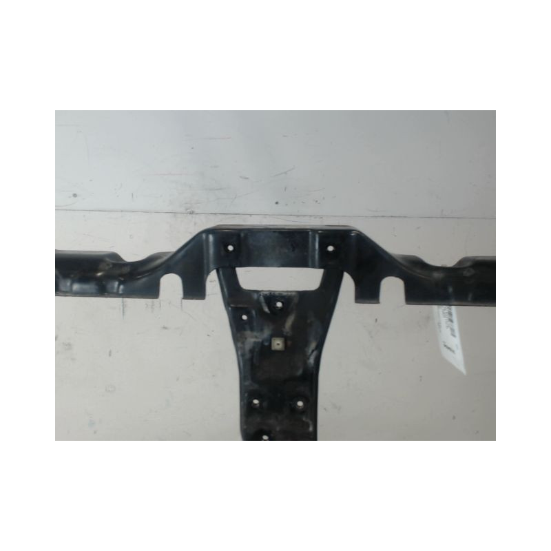 TRAVERSE SUPERIEURE ARMATURE AVANT HYUNDAI SANTA FE 4X4 -00