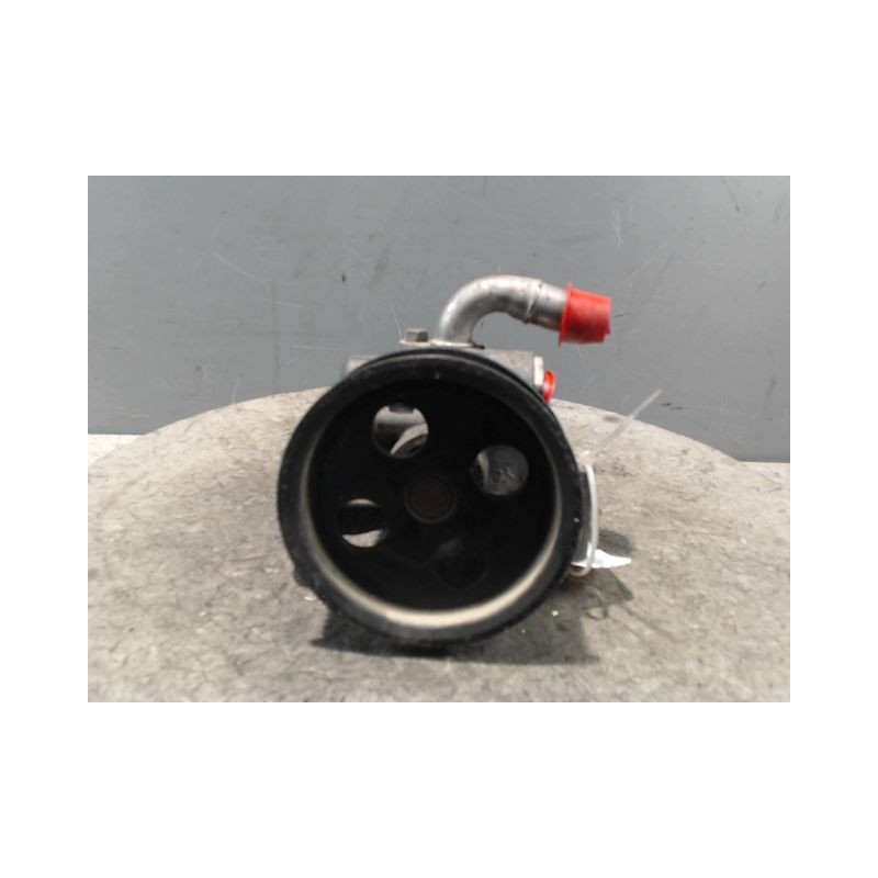 POMPE DIRECTION ASSISTEE FORD FIESTA 2005-