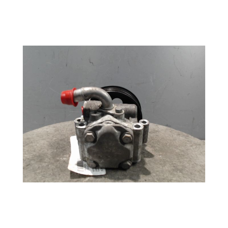 POMPE DIRECTION ASSISTEE FORD FIESTA 2005-