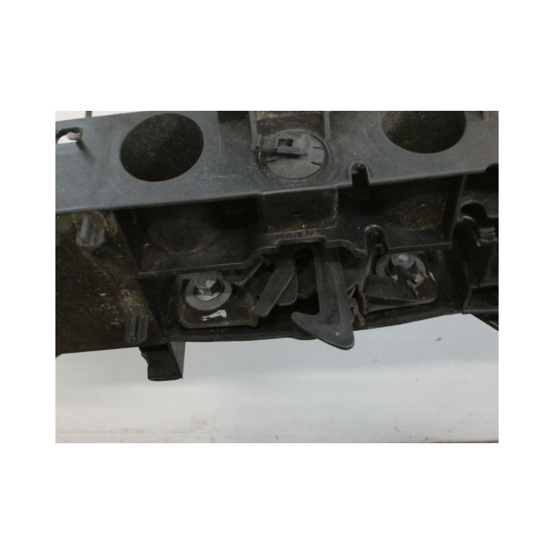 TRAVERSE SUPERIEURE ARMATURE AVANT RENAULT CLIO