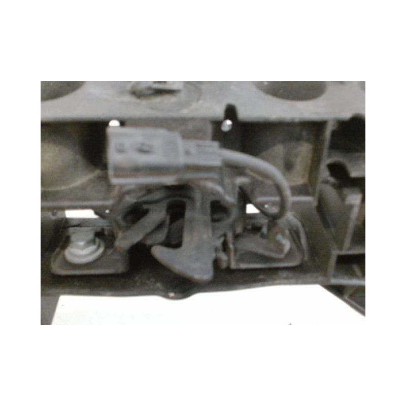 TRAVERSE SUPERIEURE ARMATURE AVANT RENAULT CLIO