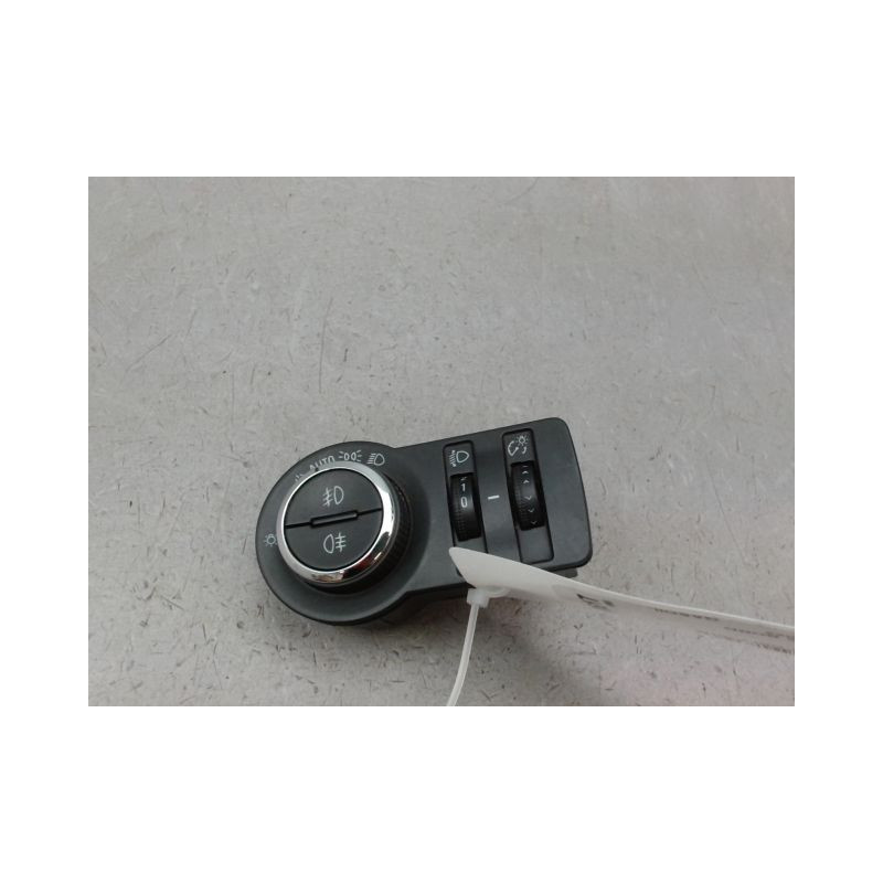 INTERIEUR COMMANDE PHARES CHEVROLET ORLANDO