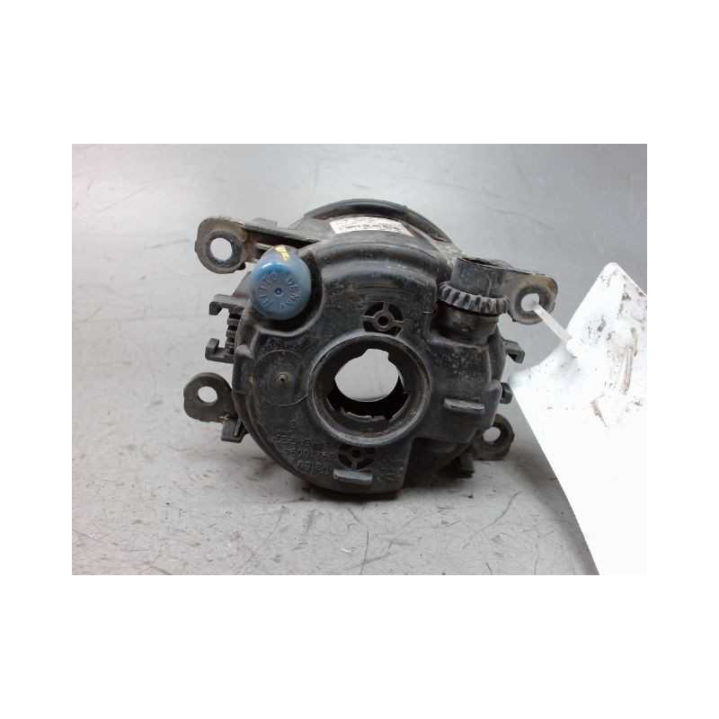 PHARE ANTIBROUILLARD AVANT DROIT FORD T.COURIER