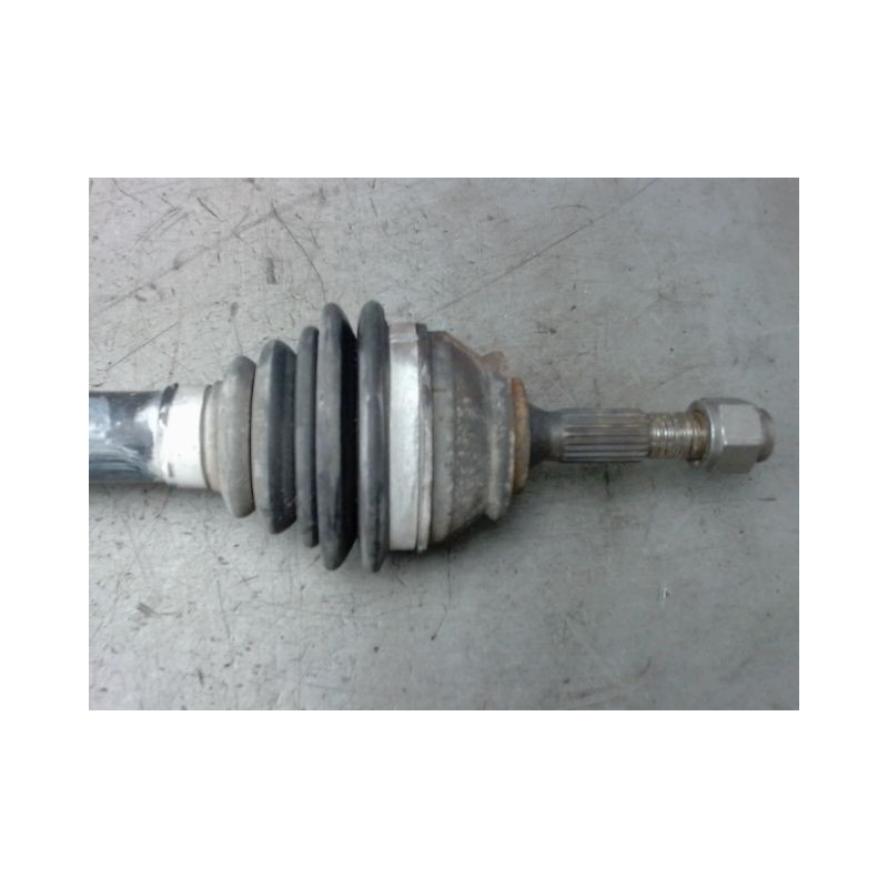 TRANSMISSION AVANT DROIT CITROEN C3 1.2 VTi 68