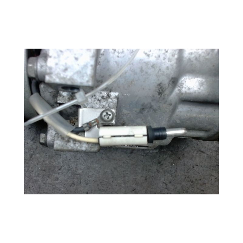 COMPRESSEUR AIR CONDITIONNE DACIA SANDERO 2008-