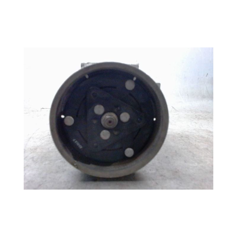 COMPRESSEUR AIR CONDITIONNE RENAULT CLIO III 2005-