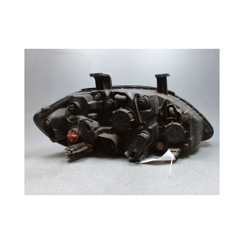 PHARE DROIT SSANGYONG RODIUS