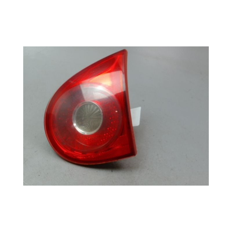 FEU ARRIERE INTERIEUR DROIT VOLKSWAGEN GOLF V 2003-2008