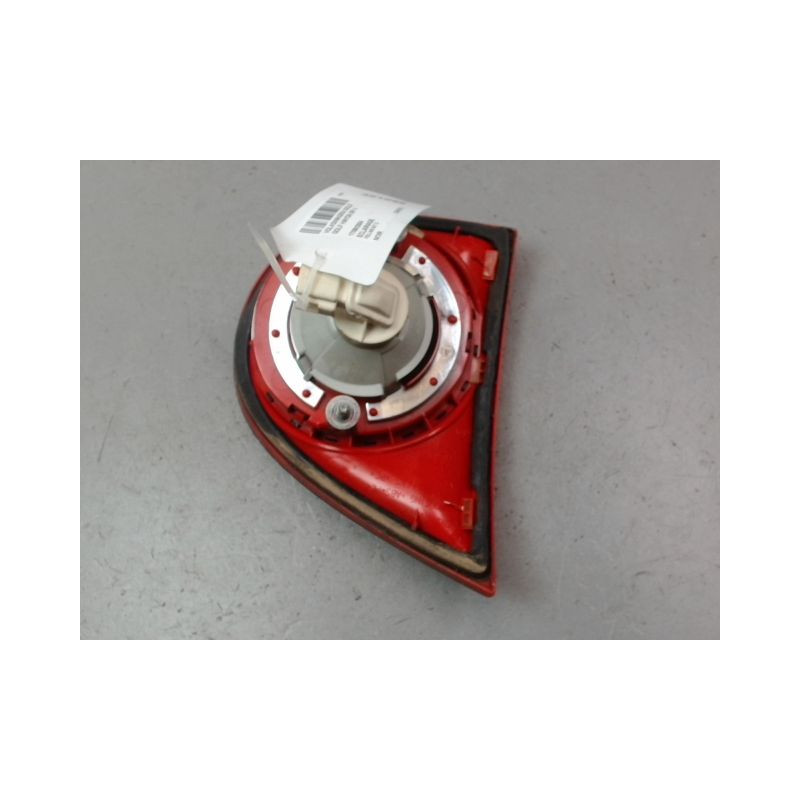 FEU ARRIERE INTERIEUR DROIT VOLKSWAGEN GOLF V 2003-2008