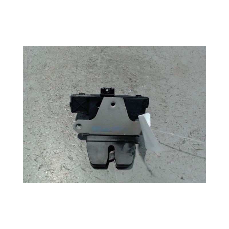 SERRURE HAYON  FORD FOCUS C-MAX 03-07