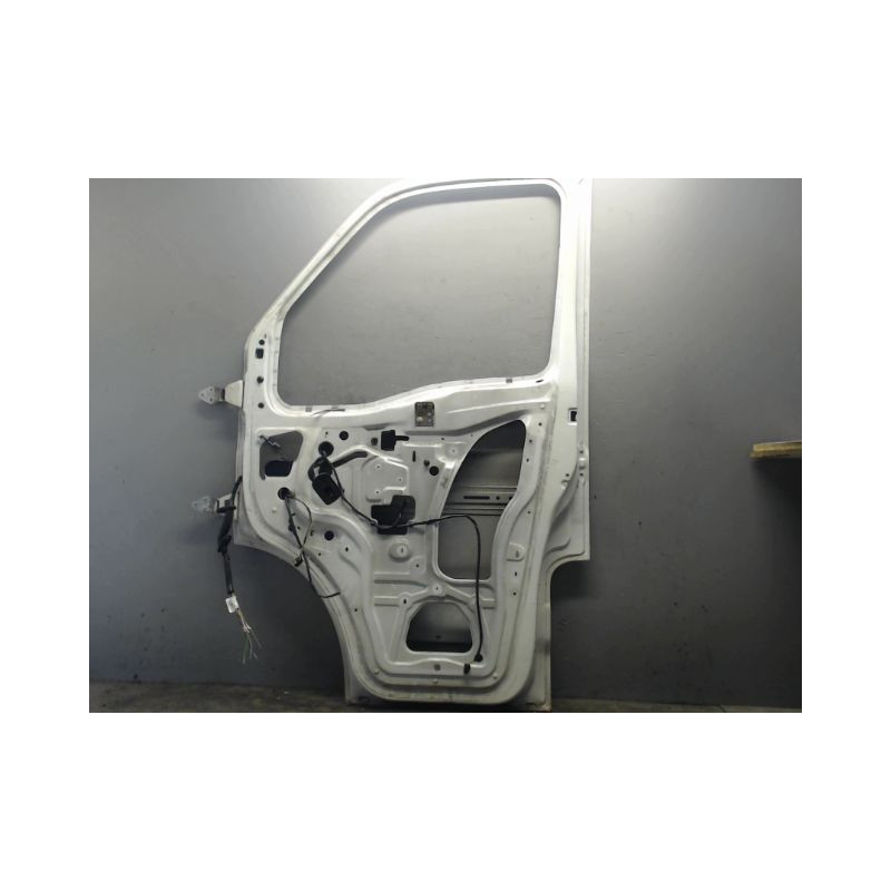 PORTE AVANT DROIT RENAULT MASTER