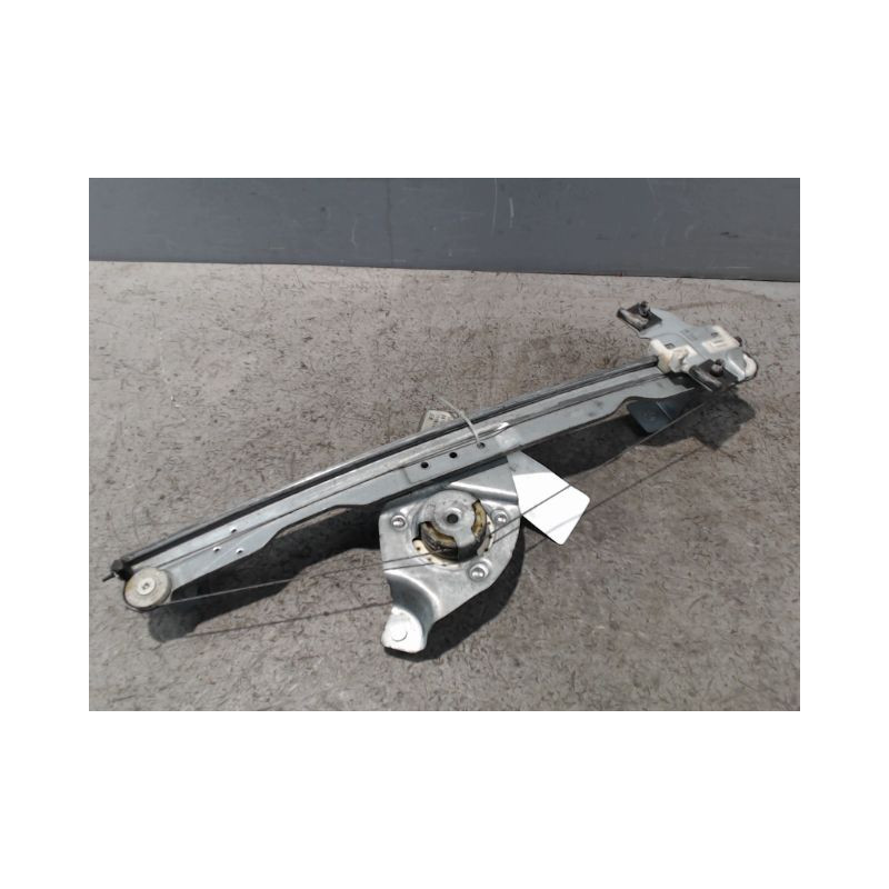 MECANISME+MOTEUR LEVE-GLACE AVANT DROIT DACIA SANDERO 2008-