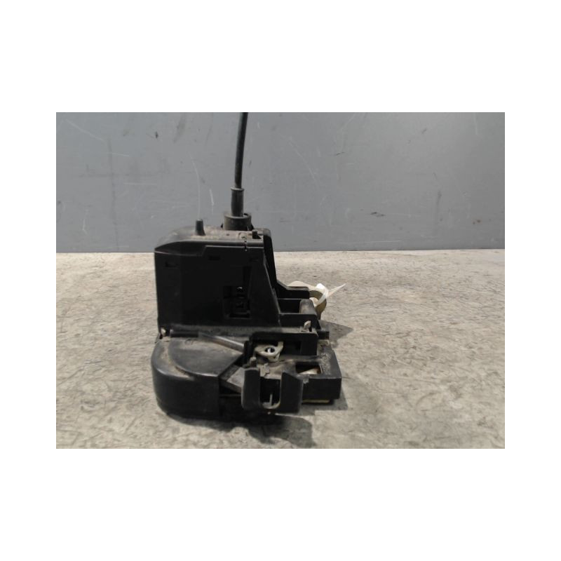 SERRURE PORTE AVANT DROIT RENAULT MEGANE I BRK PH2 99-03