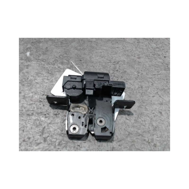 SERRURE HAYON  RENAULT CLIO III 2007-