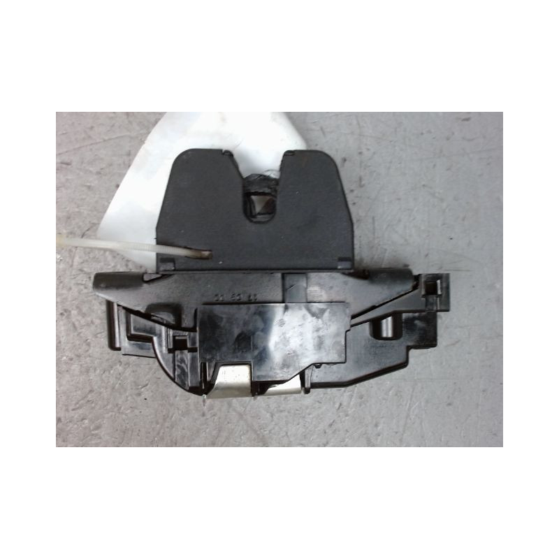 SERRURE COFFRE ARRIERE CITROEN C5 2008-