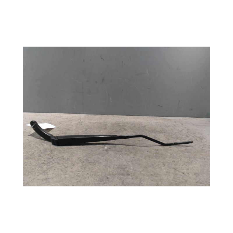 BRAS ESSUIE-GLACE AVANT GAUCHE RENAULT CLIO IV