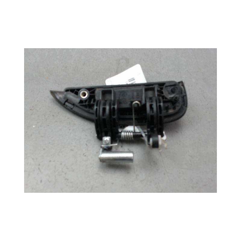 POIGNEE EXTERIEURE PORTE AVANT GAUCHE DACIA SPRING