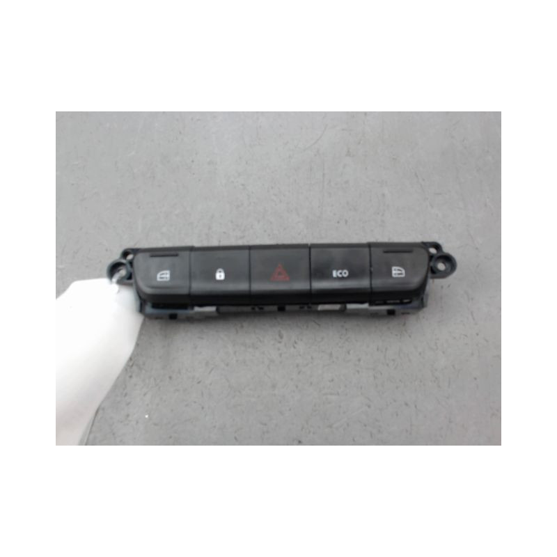 BOUTON DE WARNING DACIA SPRING