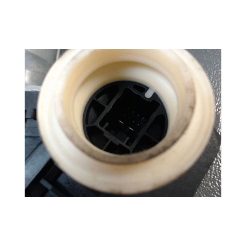 MECANISME+MOTEUR LEVE-GLACE ARRIERE DROIT TOYOTA AURIS I Phase 2 2010-2012