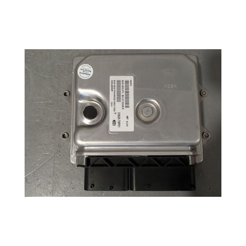 CALCULATEUR MOTEUR SUZUKI SWIFT