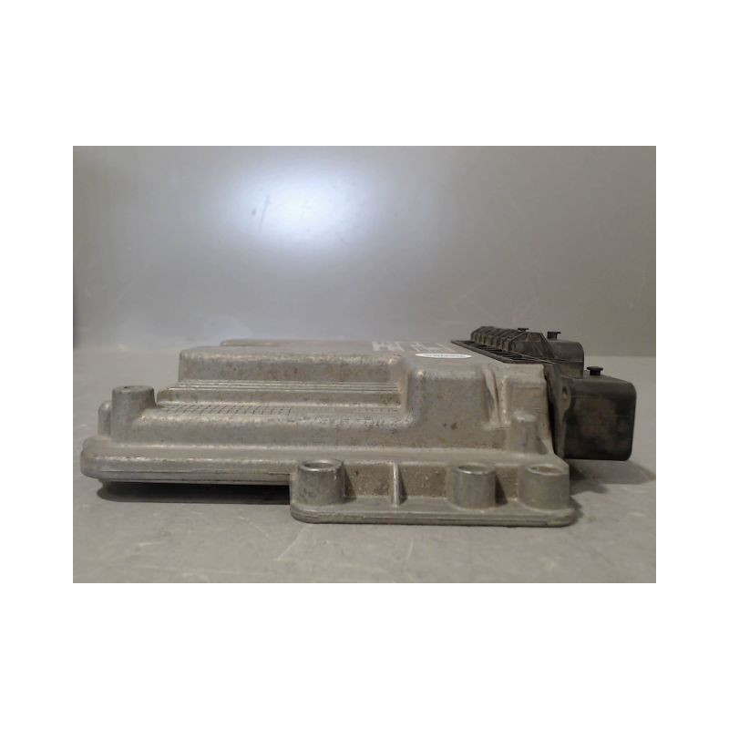 CALCULATEUR MOTEUR CITROEN C3
