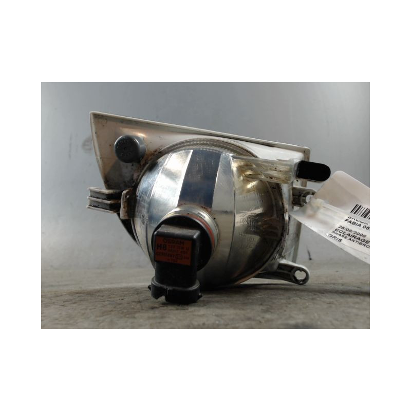 PHARE ANTIBROUILLARD AVANT GAUCHE SKODA FABIA 2007-