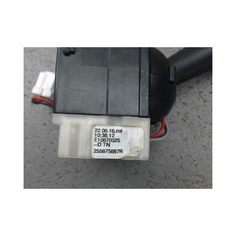 COMMANDE CLIGNOTANT RENAULT CAPTUR