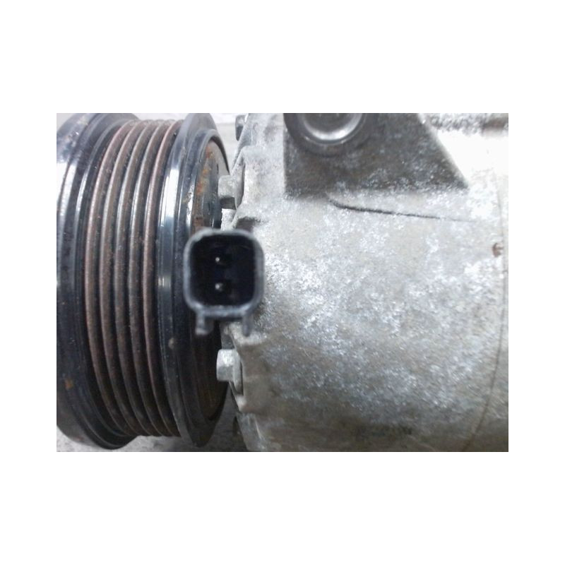 COMPRESSEUR AIR CONDITIONNE FORD FIESTA