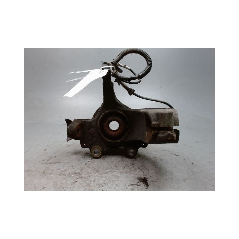 PIVOT AVANT GAUCHE FORD FOCUS