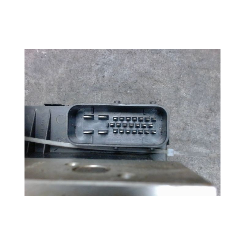UNITE HYDRAULIQUE ABS HYUNDAI SANTA FE 4X4 -00