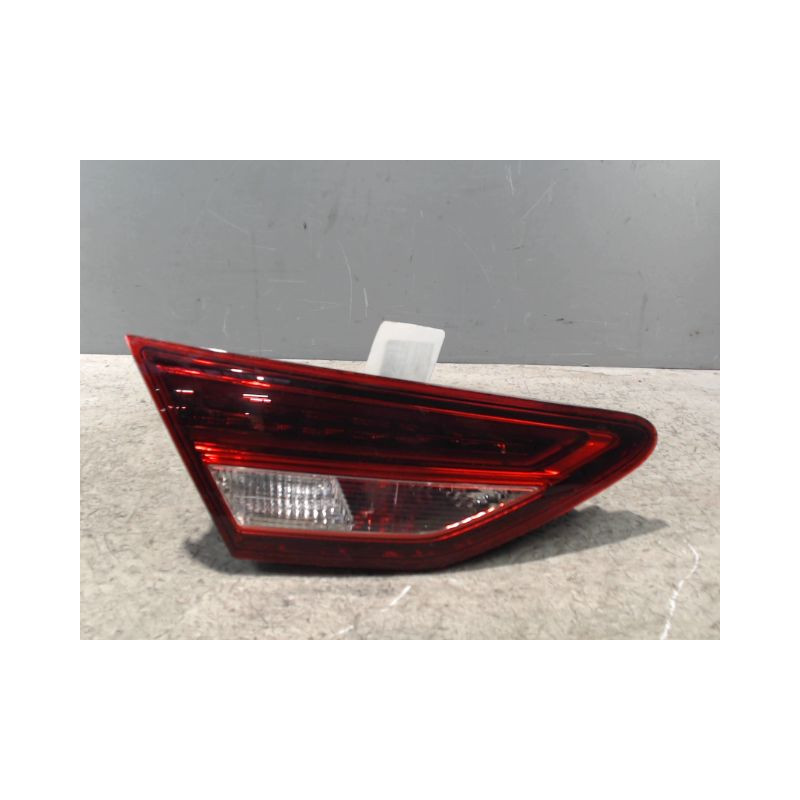 FEU ARRIERE INTERIEUR GAUCHE SEAT LEON 2009-