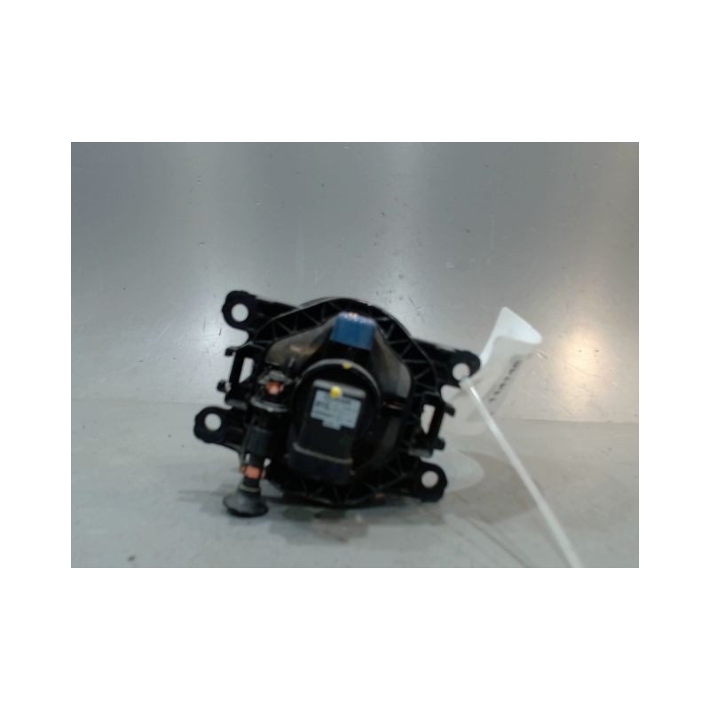 PHARE ANTIBROUILLARD AVANT GAUCHE DACIA SANDERO