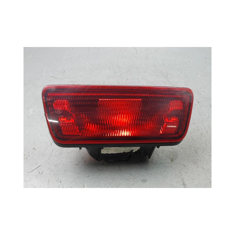 FEU BROUILLARD CENTRAL ARRIERE NISSAN LEAF 2011-...
