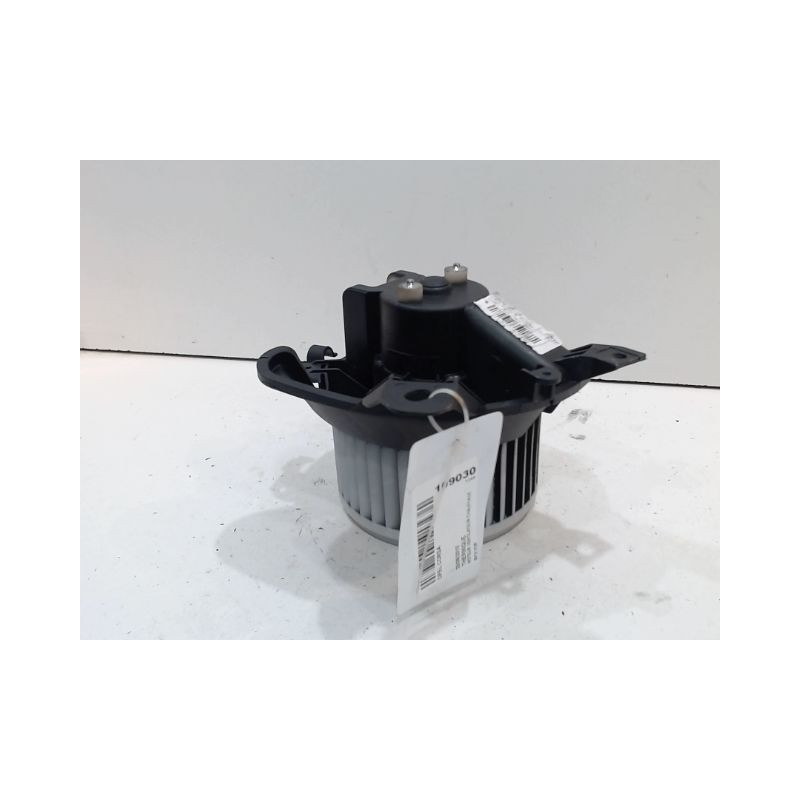 MOTEUR VENTILATEUR CHAUFFAGE OPEL CORSA