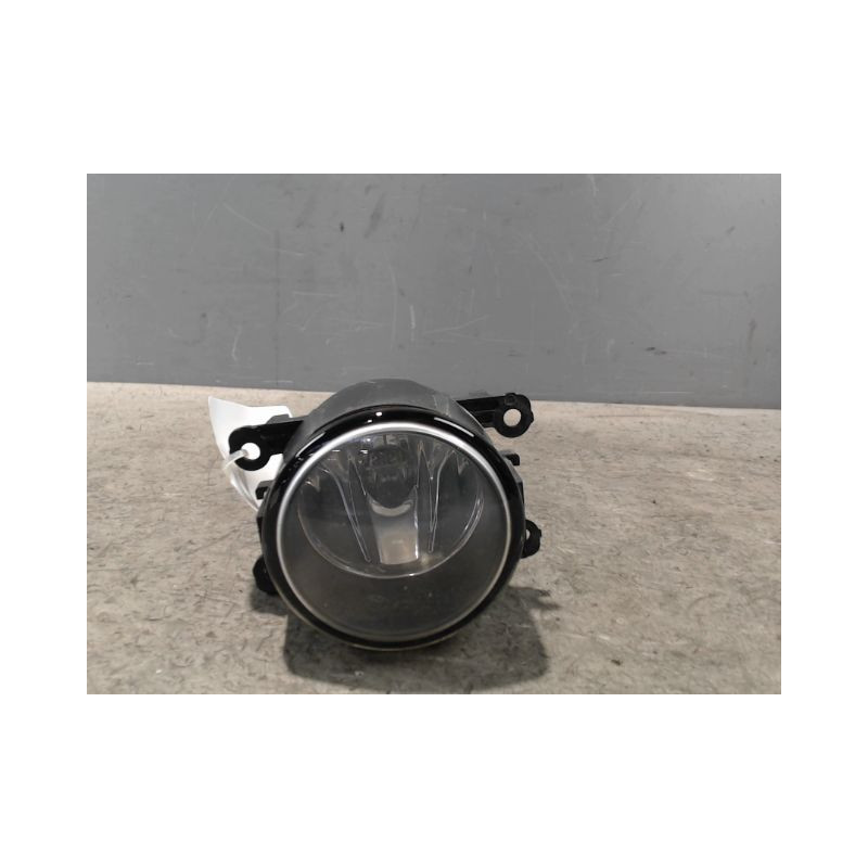 PHARE ANTIBROUILLARD AVANT GAUCHE FORD FIESTA 2010-
