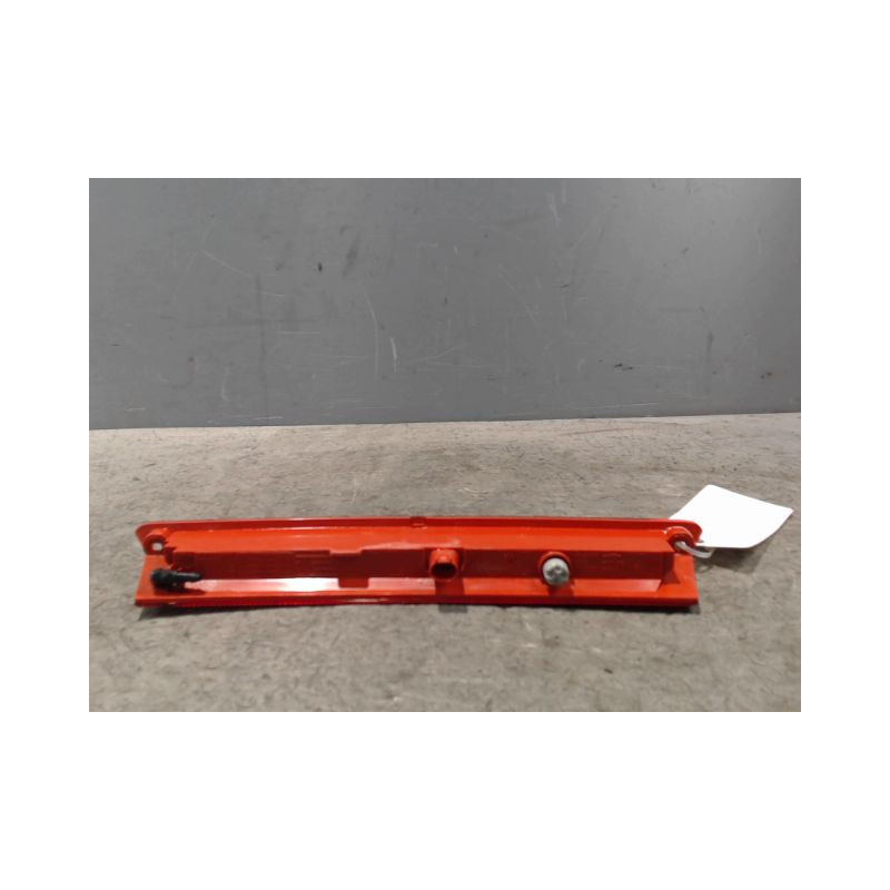 FEUX STOP SUPPLEMENTAIRE FORD FIESTA 2010-