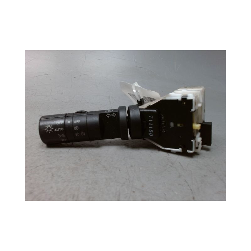 COMMANDE CLIGNOTANT NISSAN QASHQAI