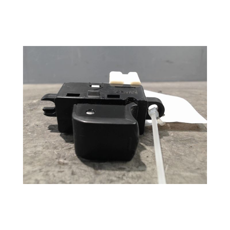 COMMANDE LEVE-GLACE PORTE AVD NISSAN NOTE