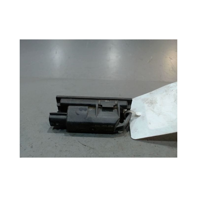 ECLAIREUR PLAQUE DE POLICE GAUCHE RENAULT MEGANE