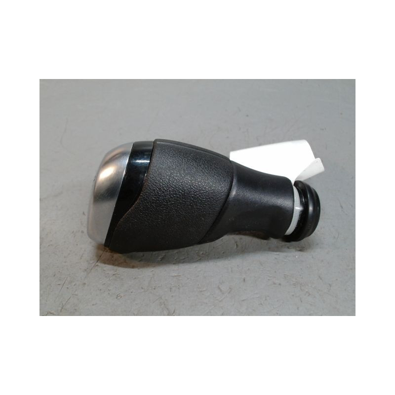POMMEAU LEVIER VITESSES RENAULT CLIO 0.9 TCe 90 