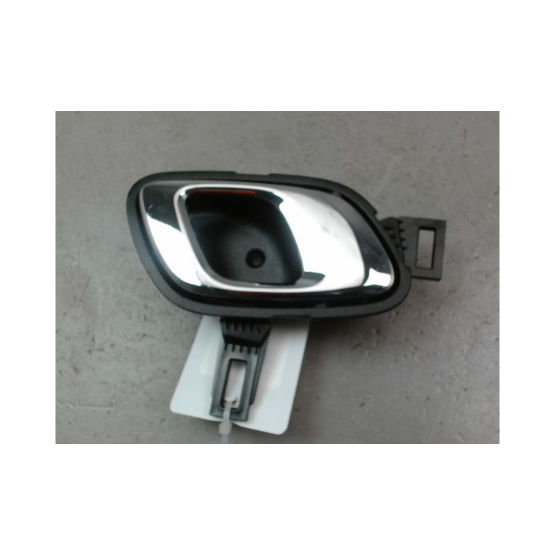 POIGNEE INTERIEURE PORTE AVANT DROIT DACIA SPRING